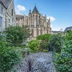 Appartement Raffine Vue Cathedrale, Jardin, Wifi